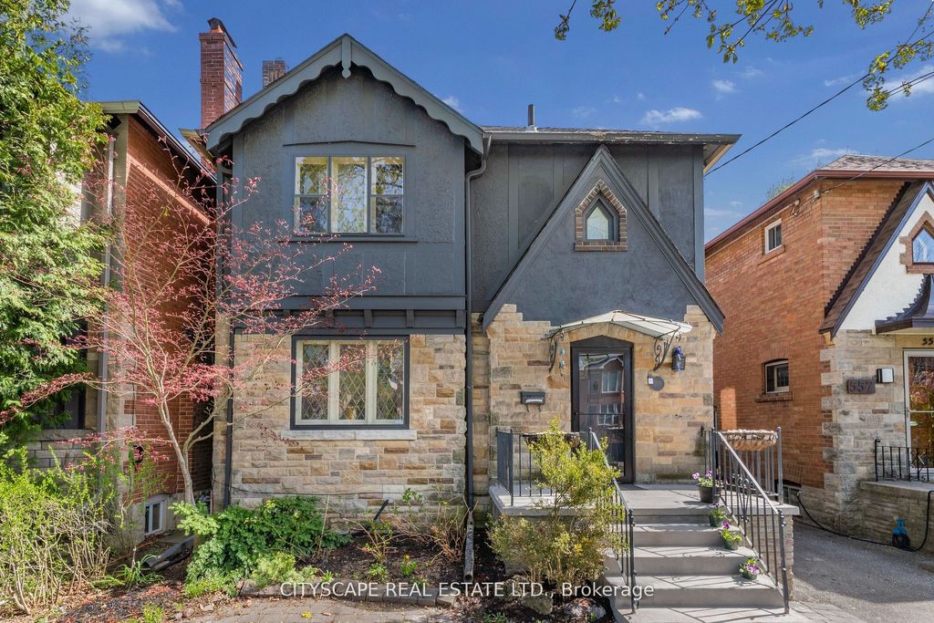 Photo of 555 Castlefield Avenue, Toronto, ON M5N 1L7 (MLS # C13144894)