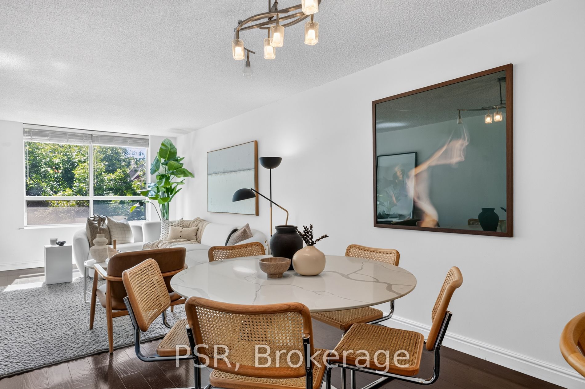 95 Prince Arthur Avenue 303