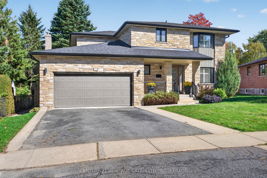 Photo of 382 Brimley Court, Kingston, ON K7M 7V3 (MLS # X14027398)