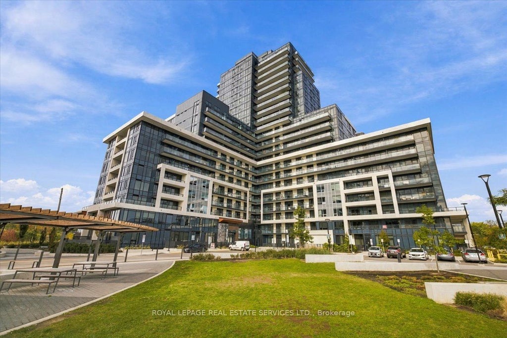 Photo of 3220 William Coltson Avenue #402, Oakville, ON L6H 7X9 (MLS # W14020936)