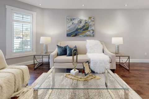 Photo of 47 Venetian Crescent, Vaughan, ON L4L 5E6 (MLS # N12441933)