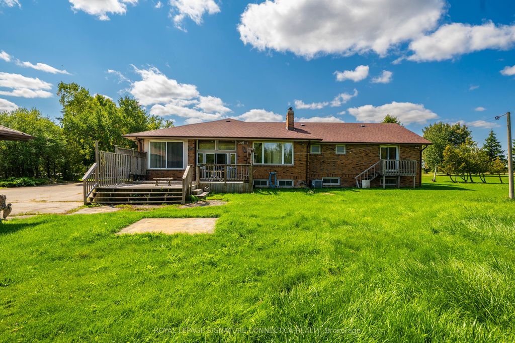 Photo of 11 Julian Drive, Brampton, ON L6P 0L3 (MLS # W12399507)