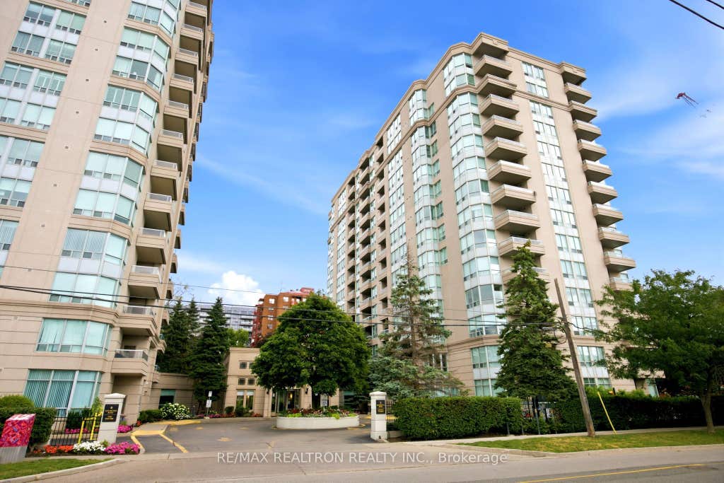 Photo of 2 Covington Road #609, Toronto, ON M6A 3E2 (MLS # C13642286)