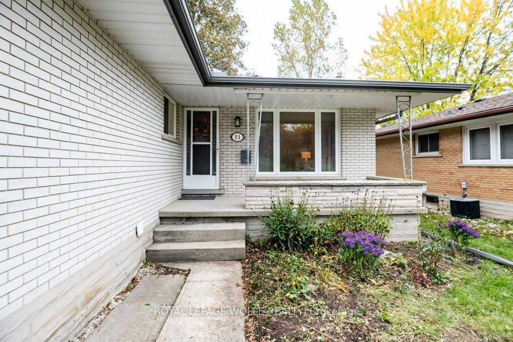 11 Duncairn Avenue