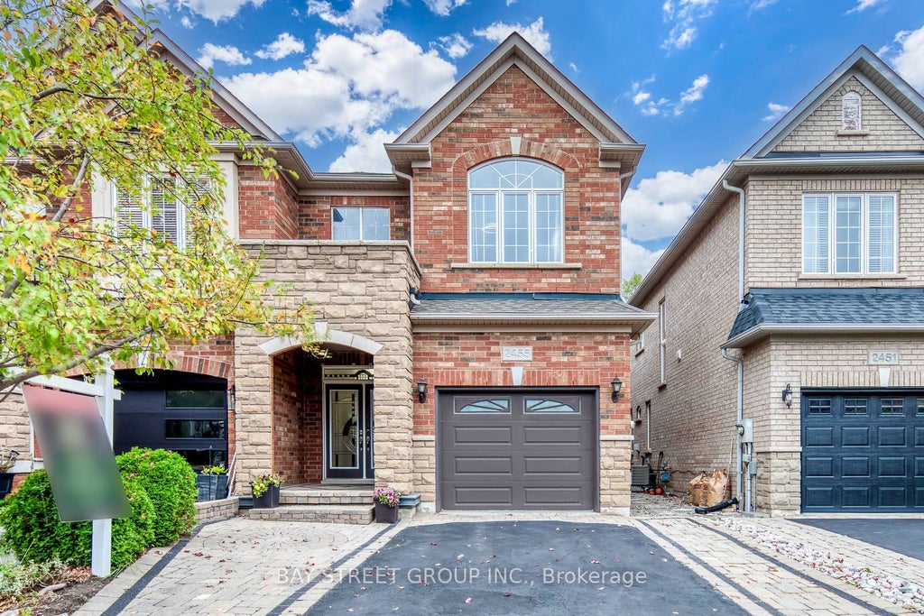 Photo of 2455 Felhaber Crescent, Oakville, ON L6H 7N8 (MLS # W14034798)