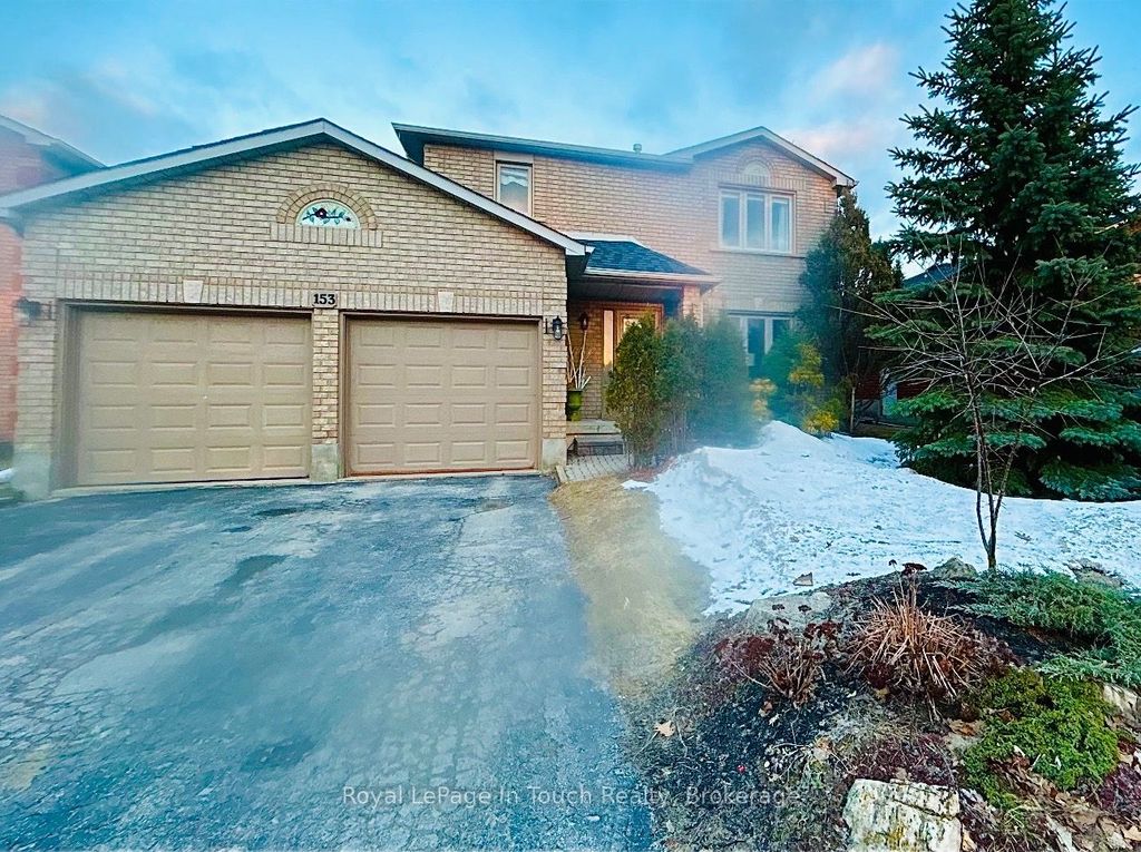 Photo of 153 Ferndale Drive S, Barrie, ON L4N 6X9 (MLS # S12915308)