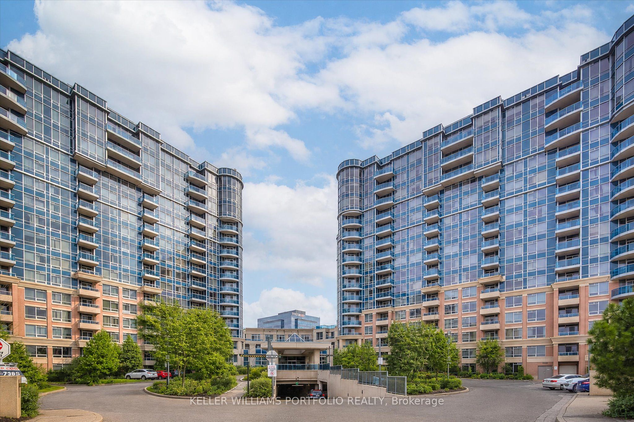 33 Cox Boulevard 133