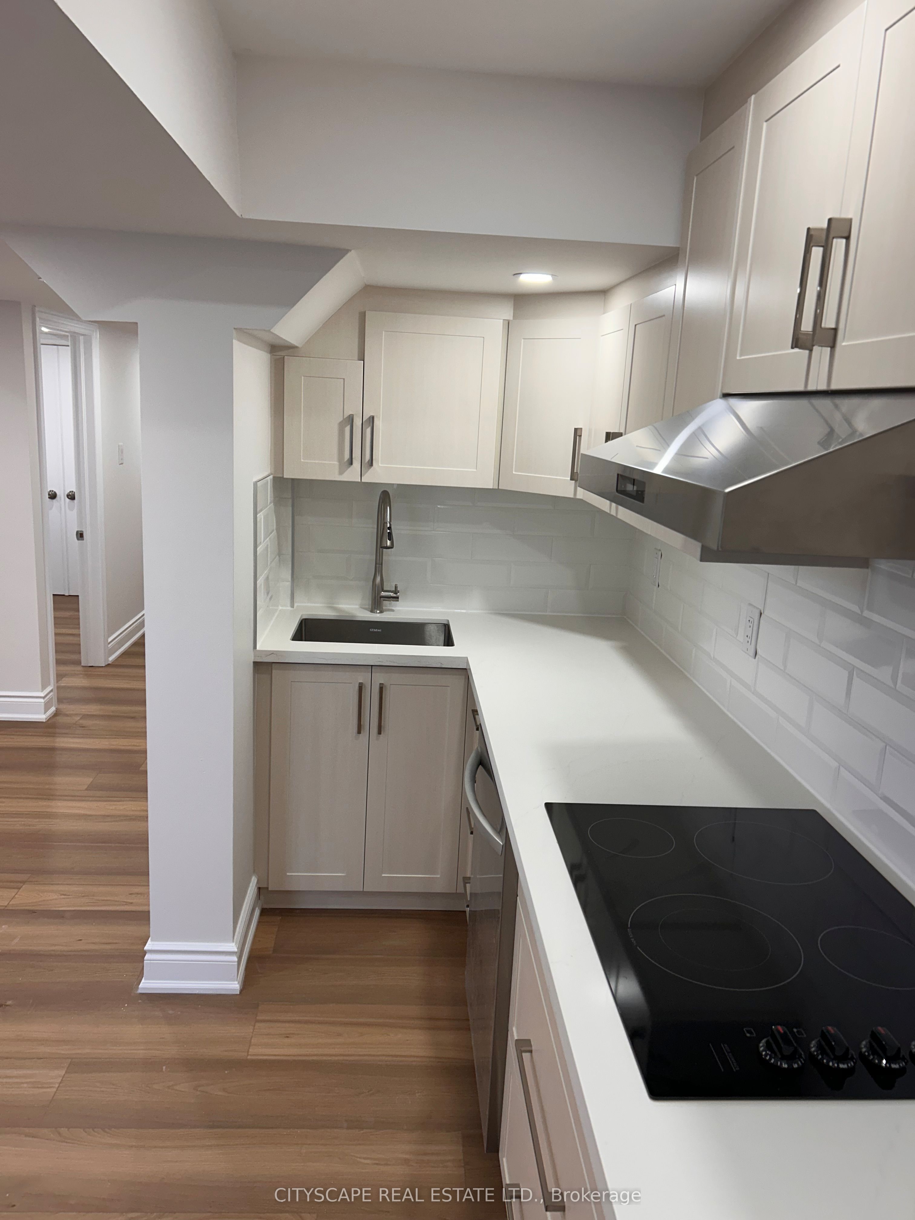 969 Transom Crescent BSMT