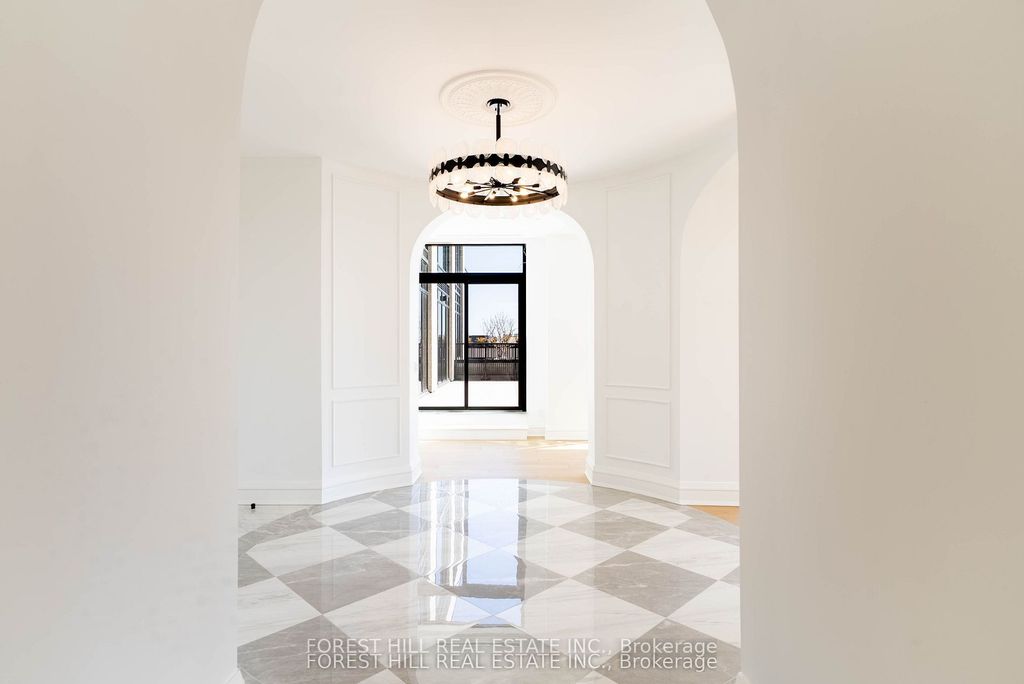 Photo of 2010 Bathurst Street #6A, Toronto, ON M5P 0A8 (MLS # C13207896)