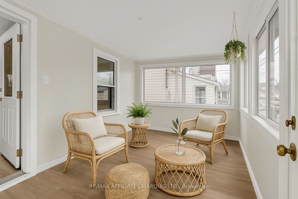 Photo of 413 Cumberland Street, Cornwall, ON K6J 4J2 (MLS # X12546282)