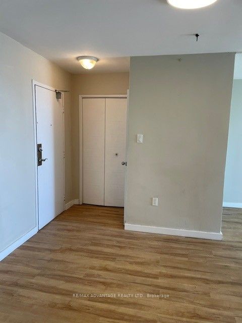 Photo 1 of 12 — 563 Mornington Avenue 1103, London East, ON N5Y 4T8