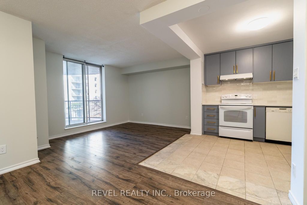 Photo of 3559 Eglinton Avenue W #306, Toronto, ON M6M 5C6 (MLS # W13037494)