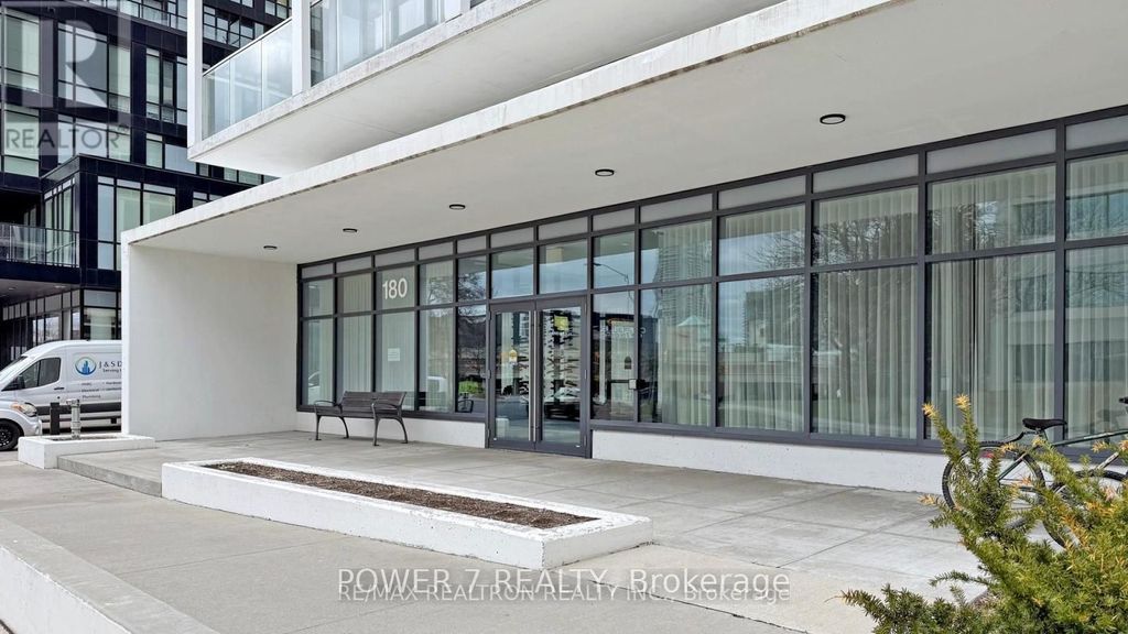 Photo of 180 Fairview Mall Drive #1705, Toronto, ON M2J 4T1 (MLS # C12668518)