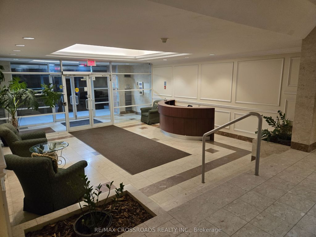 Photo of 9 Chalmers Road #PH2, Richmond Hill, ON L4B 3N3 (MLS # N13050996)
