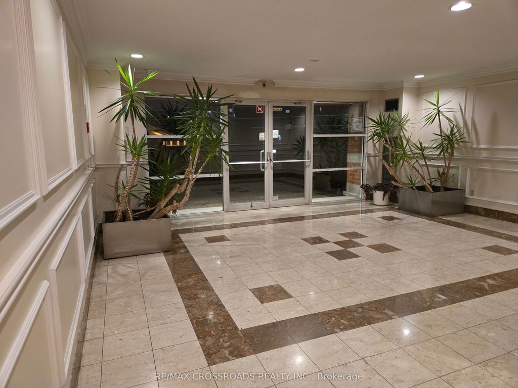 Photo of 9 Chalmers Road #PH2, Richmond Hill, ON L4B 3N3 (MLS # N13050996)