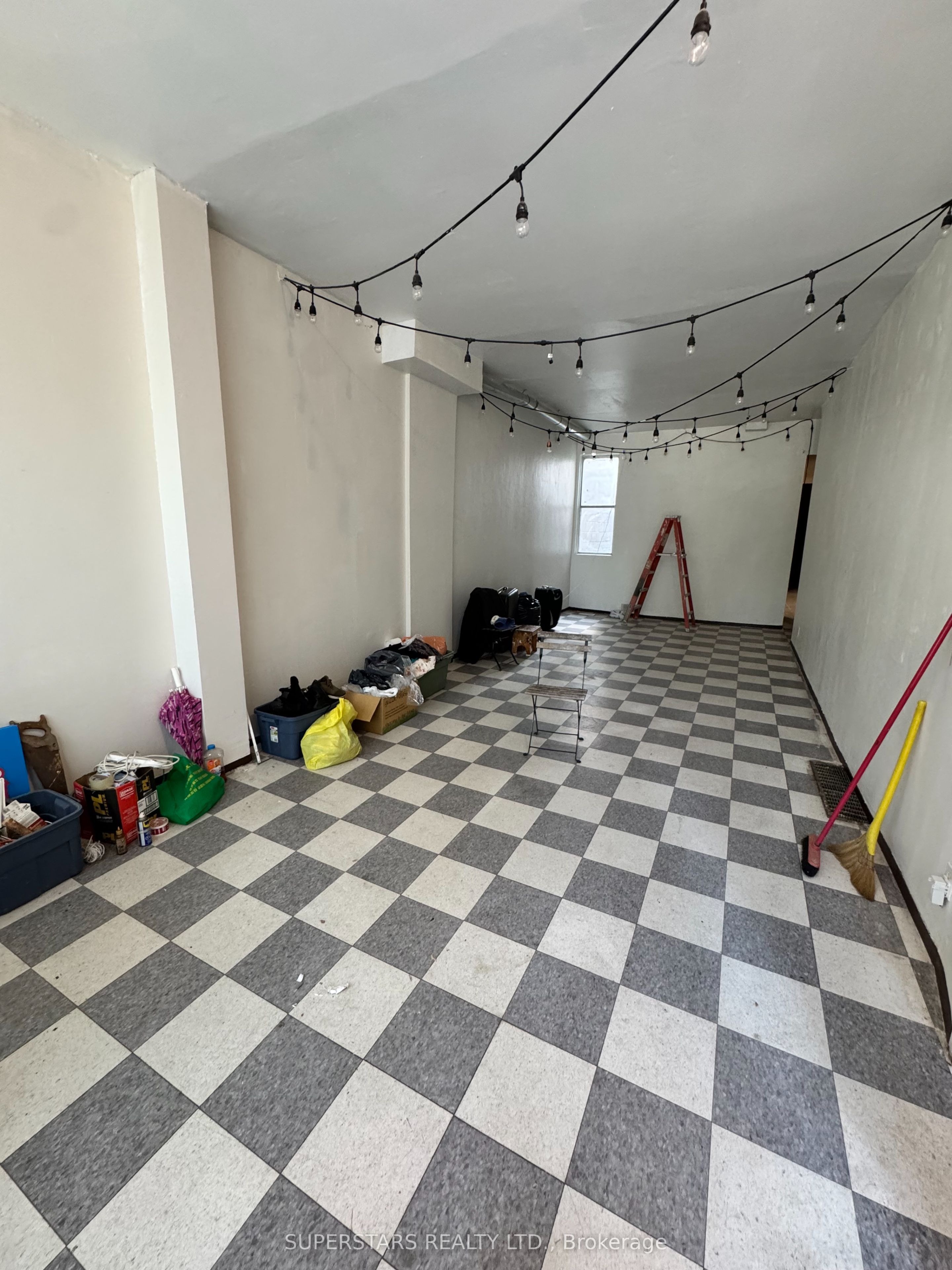 187 Augusta Avenue