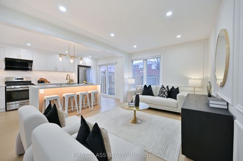 151 Stather Crescent Markham ON L3S 2X2