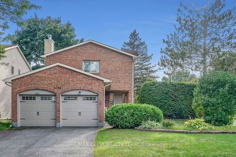 Photo of 6096 Meadowhill Crescent, Orleans - Convent Glen and Area, ON K1C 5R8 (MLS # X12409758)