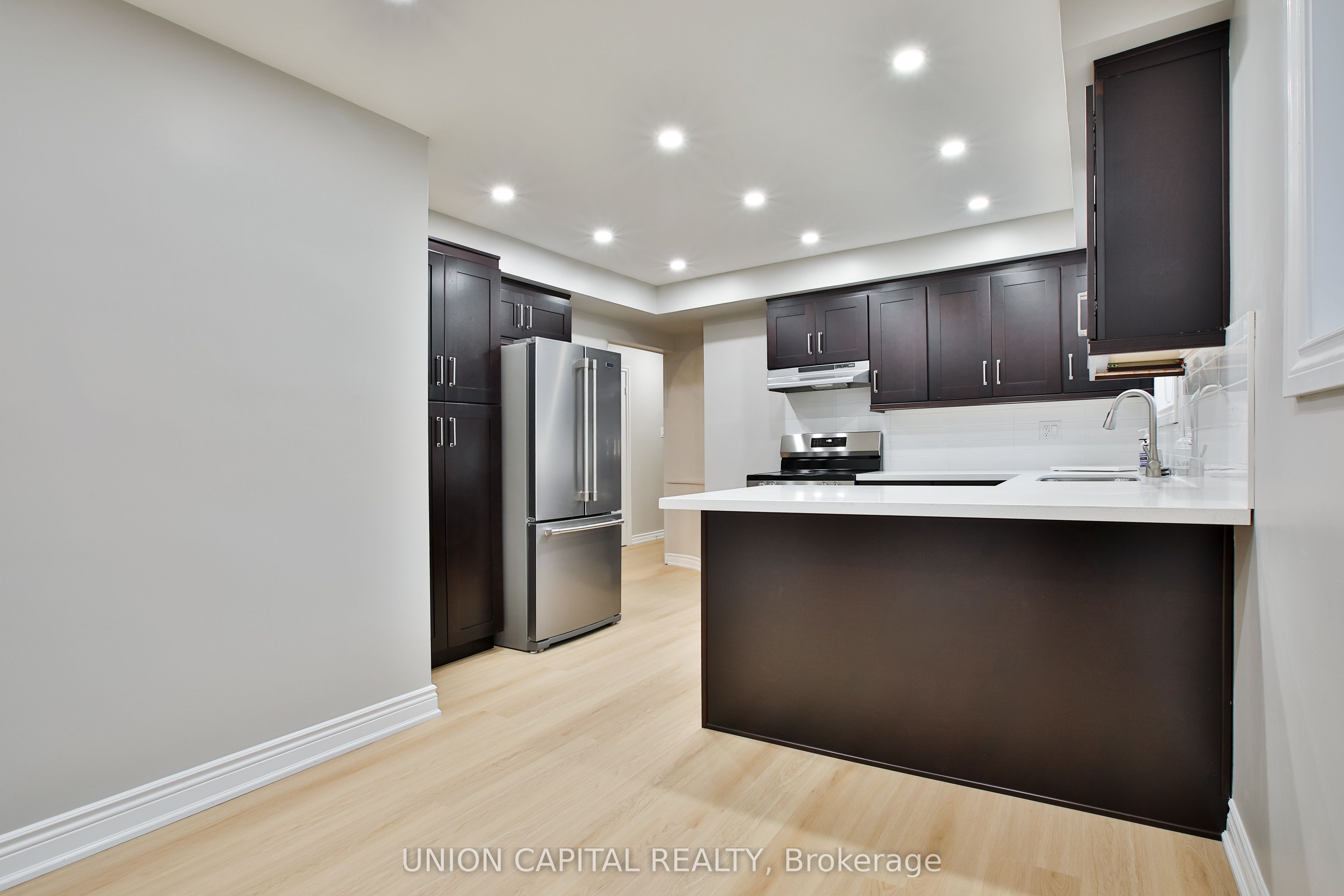 131 Romfield Circuit Upper