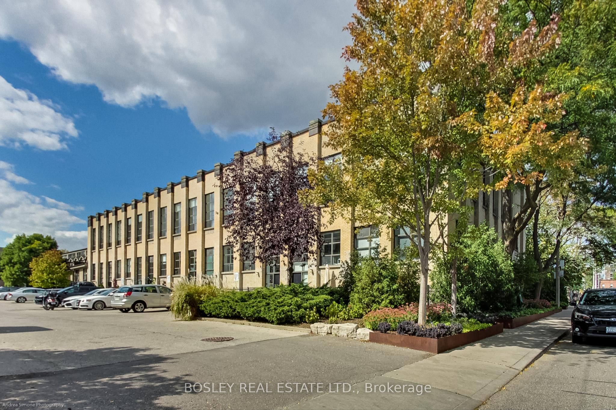 284 St. Helens Avenue 211