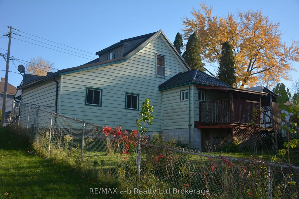 Photo of 183 Charles Street E, Ingersoll, ON N5C 1J9 (MLS # X14120692)