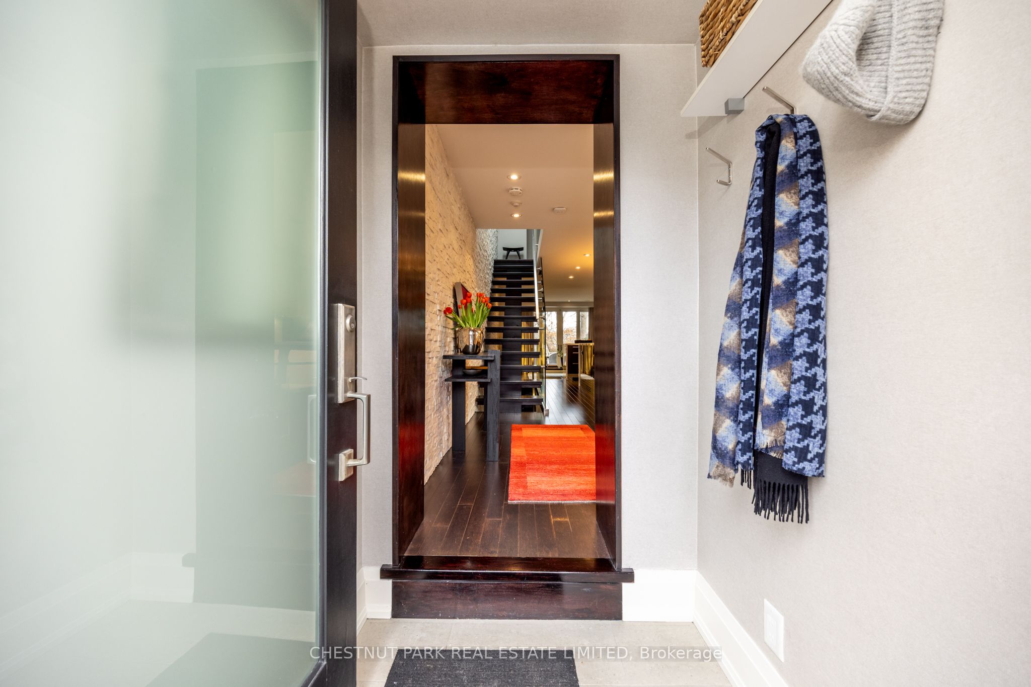 70 Summerhill Gardens