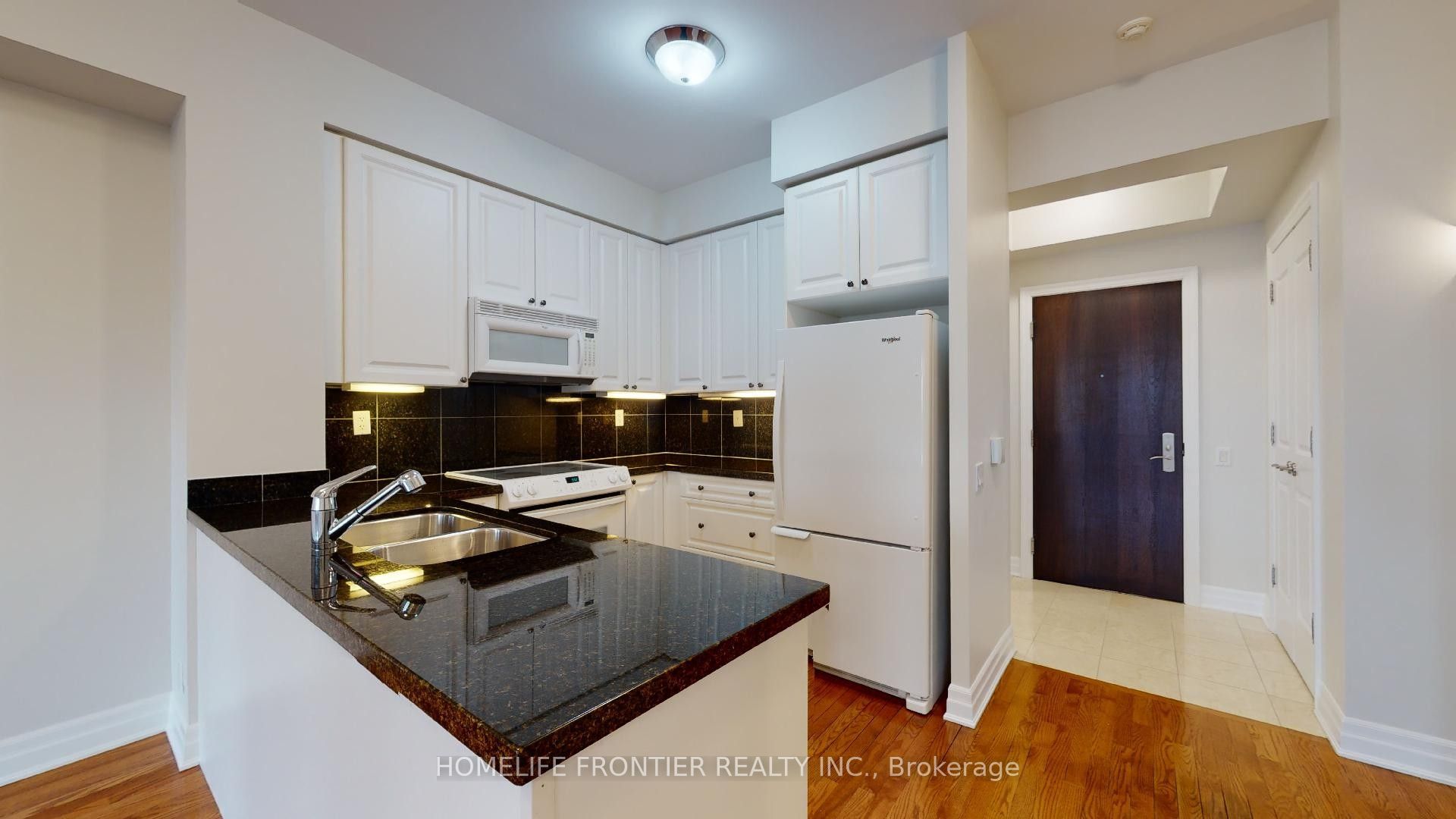 9 Burnhamthorpe Crescent 712