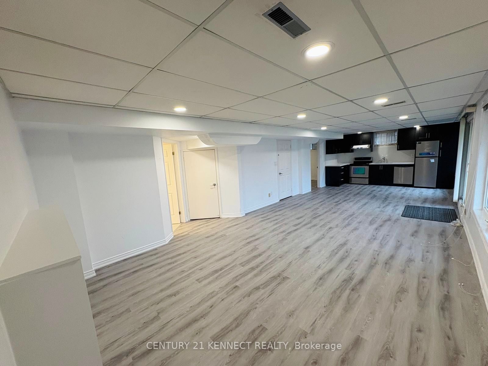 33 Somerset Crescent Basement