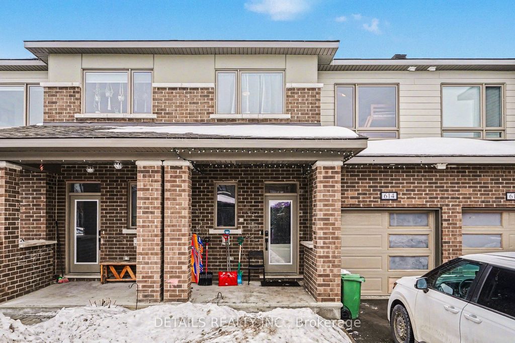 Photo of 614 Fenwick Way, Barrhaven, ON K2J 7E5 (MLS # X12803050)