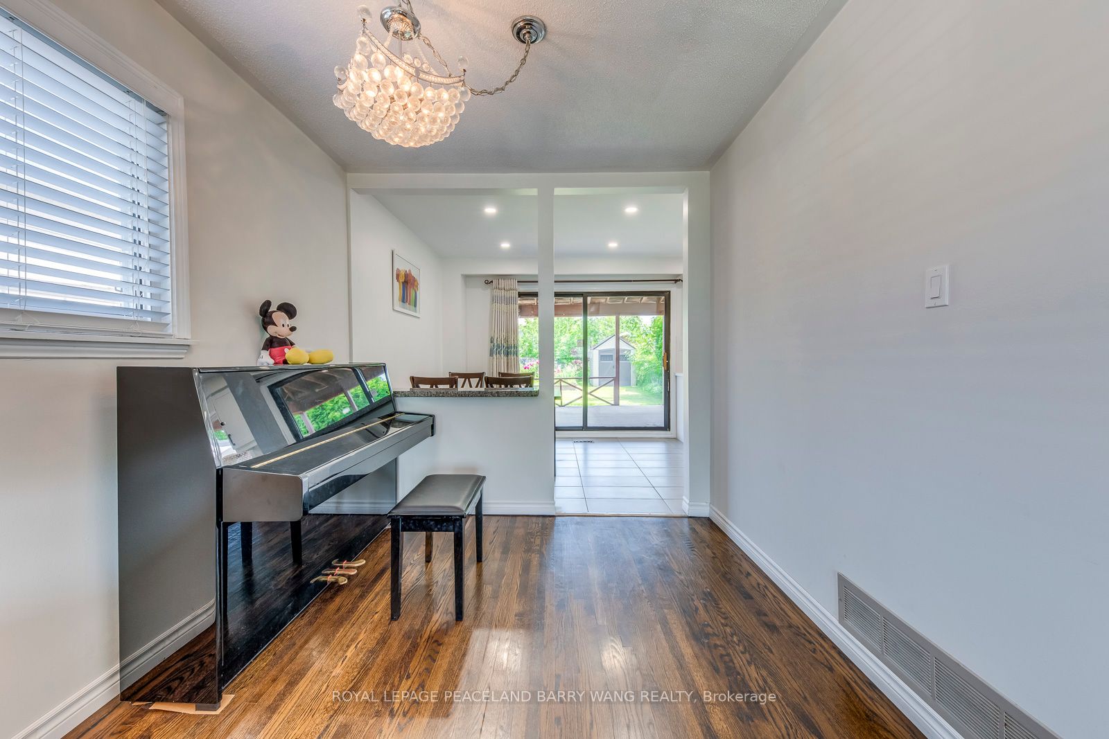 3297 Grechen Road
