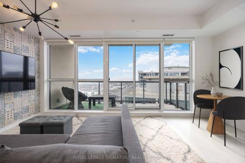 51 East Liberty Street 2215 Toronto ON M6K 3P8