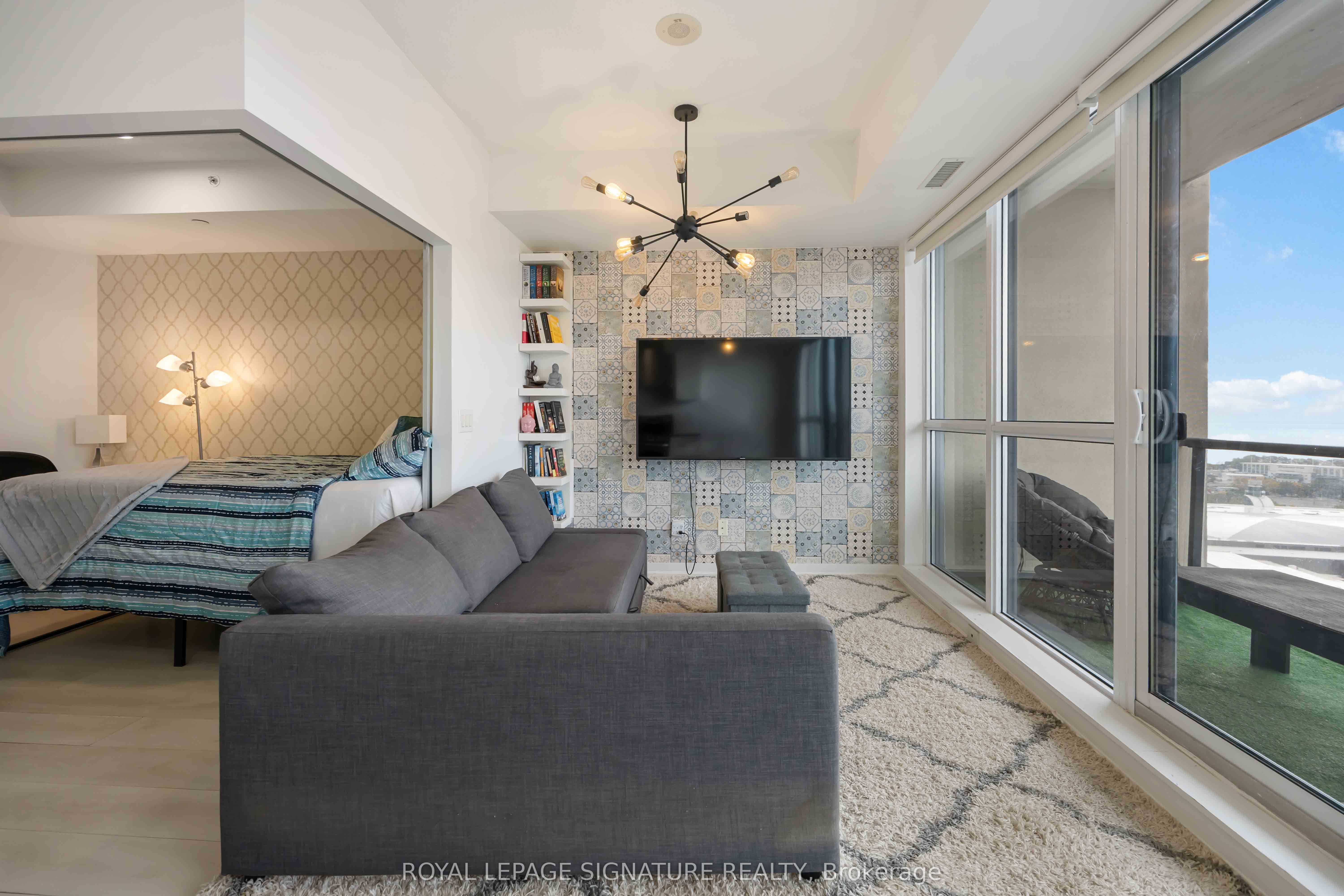 51 East Liberty Street 2215