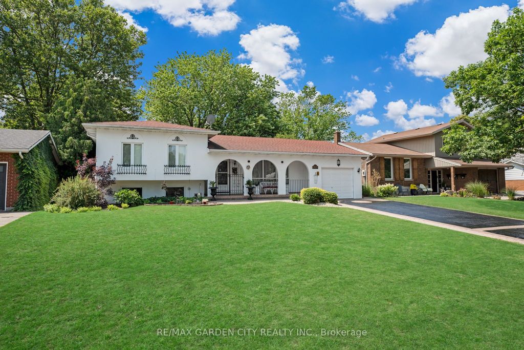 Photo of 4200 Eastdale Drive, Lincoln, ON L3J 0N3 (MLS # X12505232)