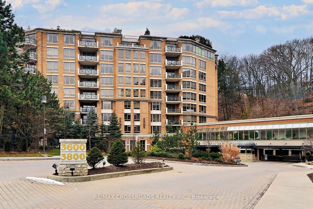 Photo of 3600 Yonge Street #737, Toronto, ON M4N 2N6 (MLS # C12718832)