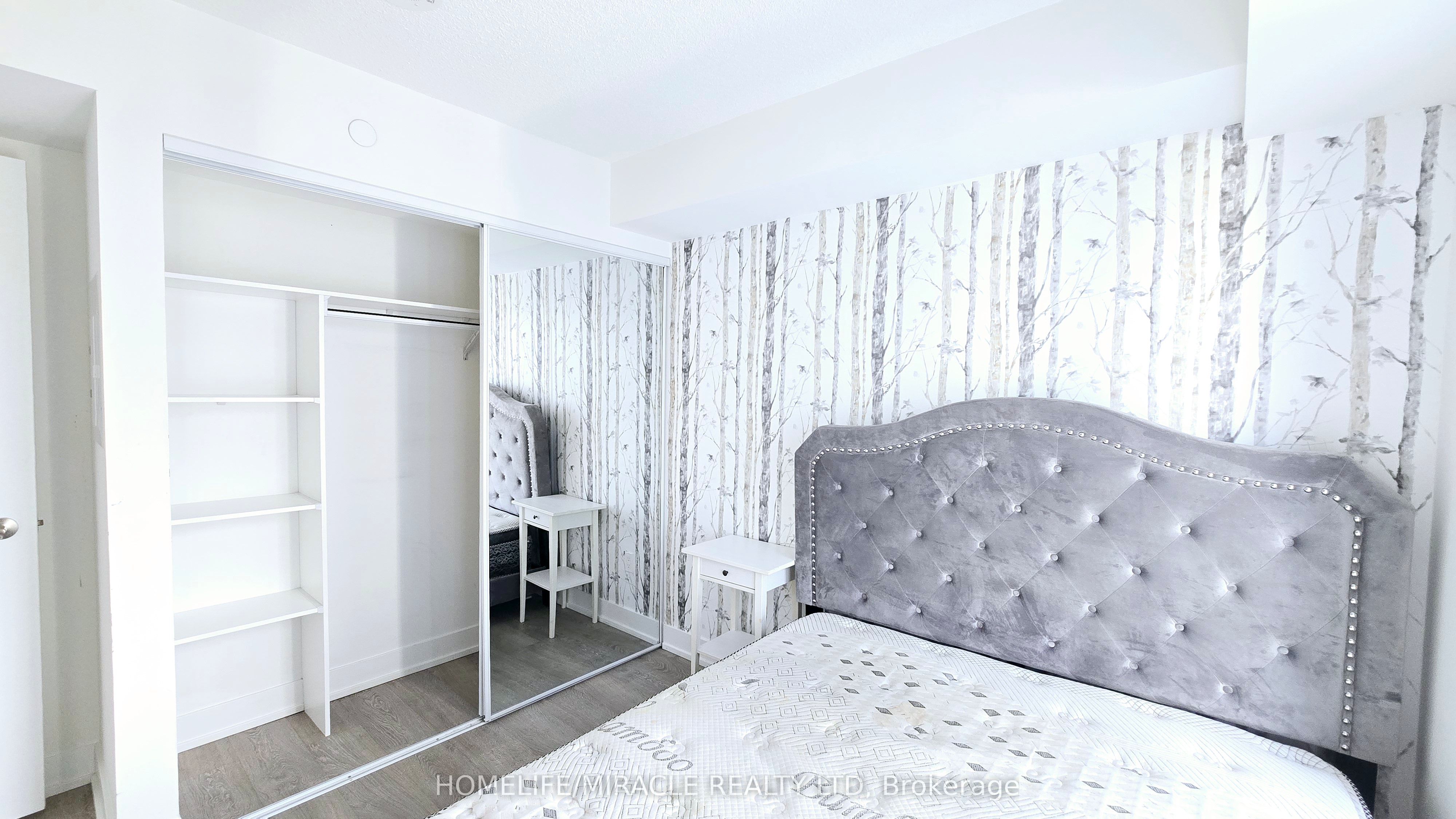 9 Mabelle Avenue 1720