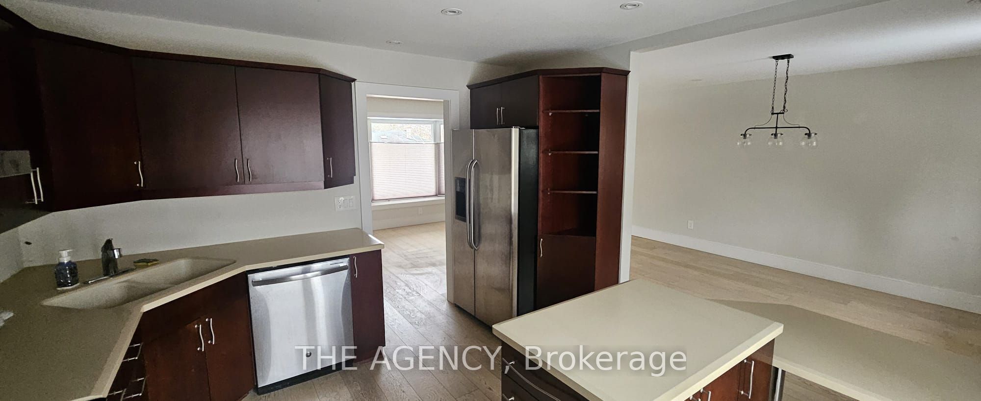 289 Emerald Isle Court