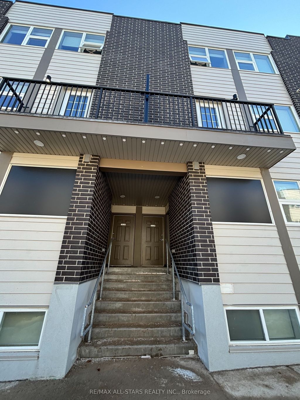 Photo of 338 Albert Street #216, Waterloo, ON N2L 3T8 (MLS # X12858400)