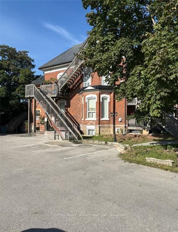 75 Mcintyre Crescent 9