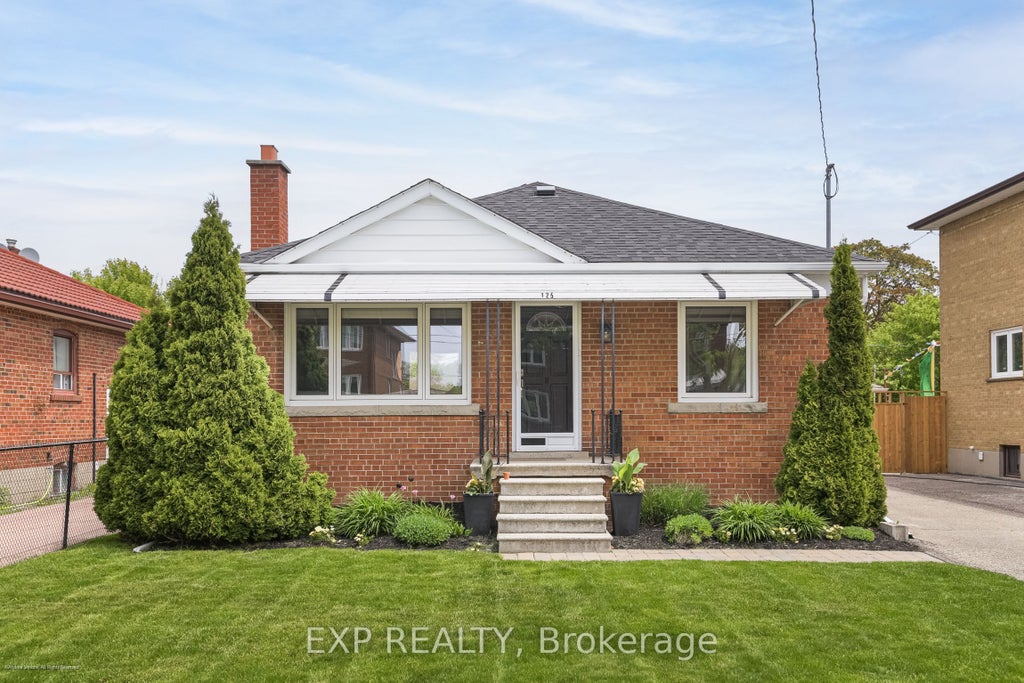 Photo of 125 Treeview Drive, Toronto, ON M8W 4C4 (MLS # W13476326)