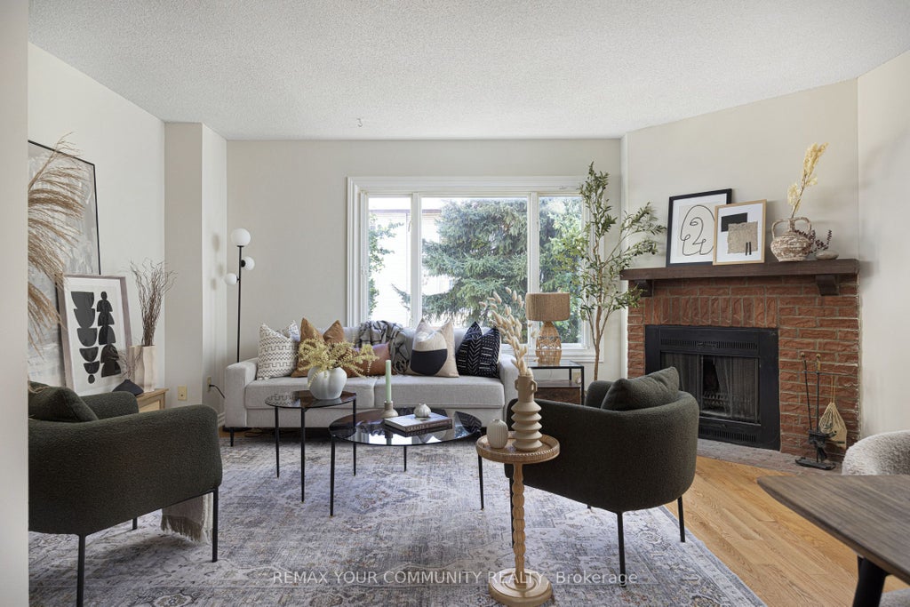 Photo of 17 Portneuf Court, Toronto, ON M5A 4E4 (MLS # C14107844)