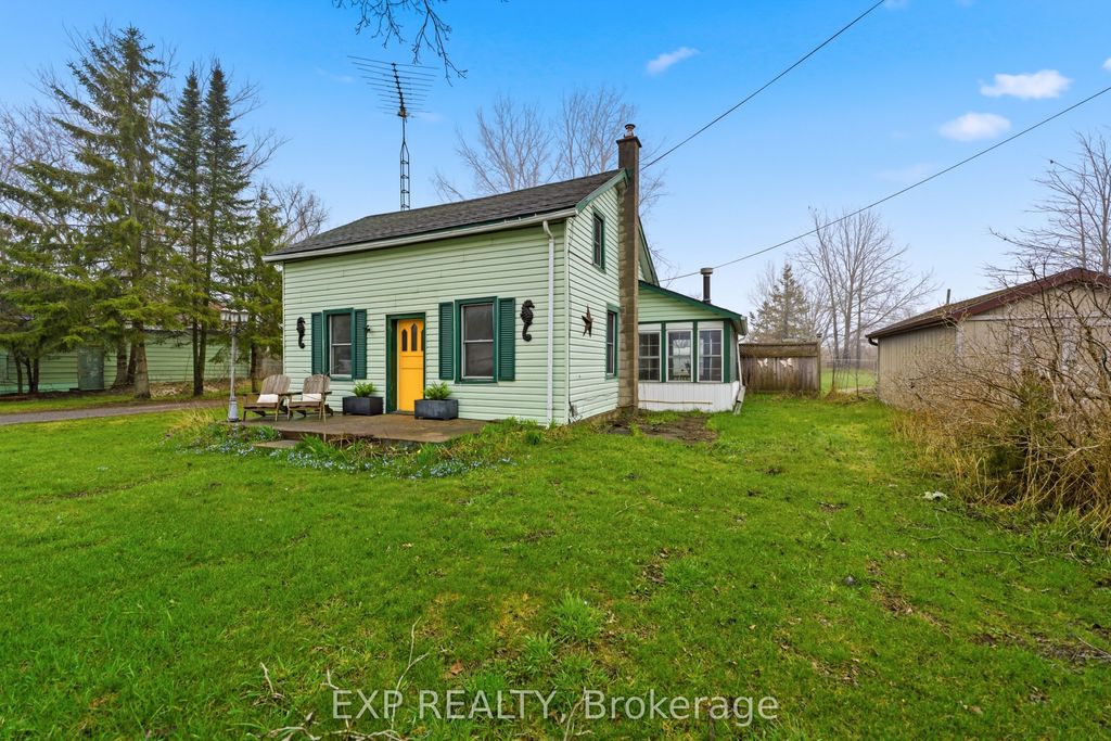 Photo of 52 County 1 Road, Prince Edward County, ON K0K 2T0 (MLS # X13015426)