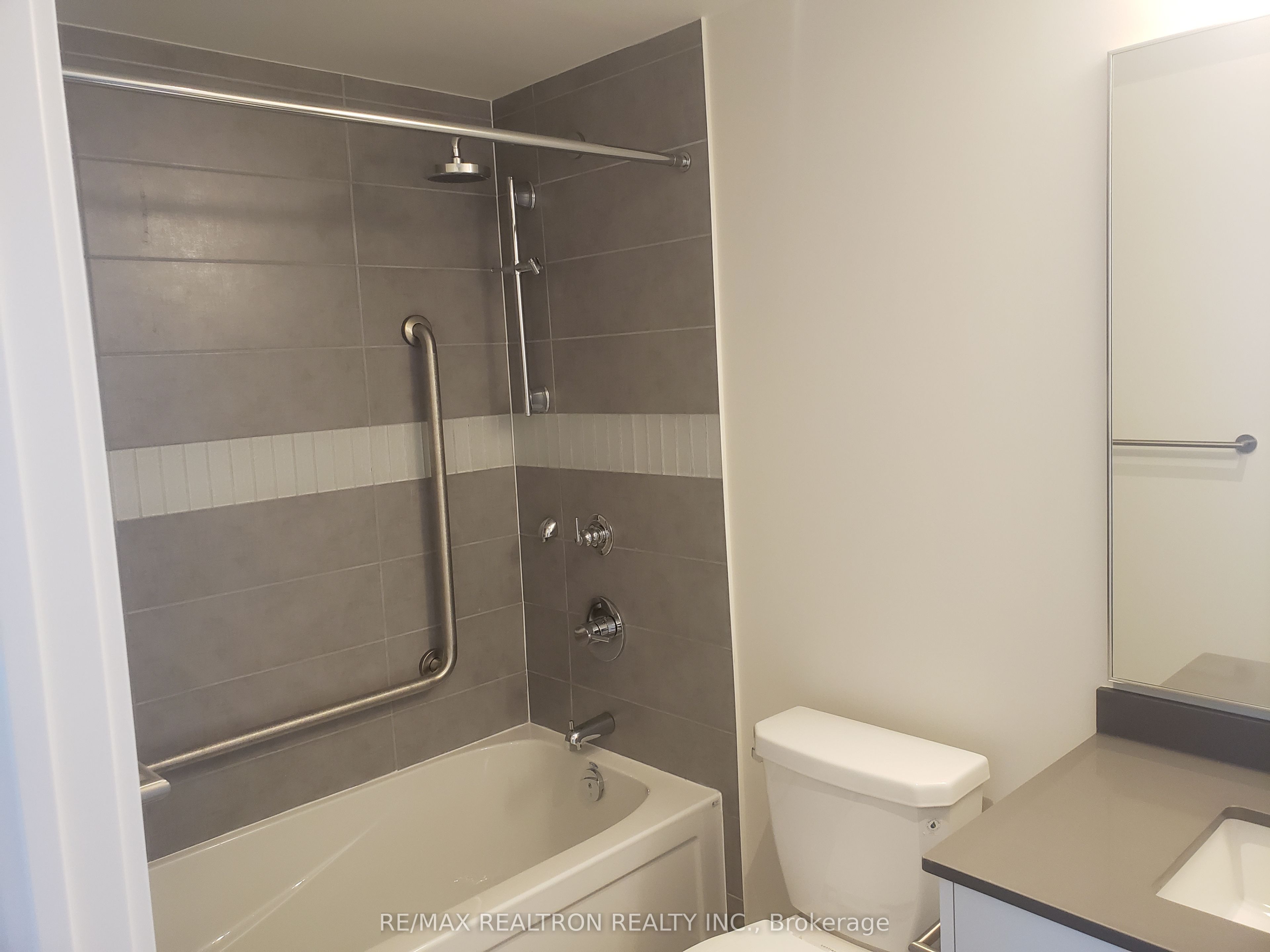 99 John Street 2307
