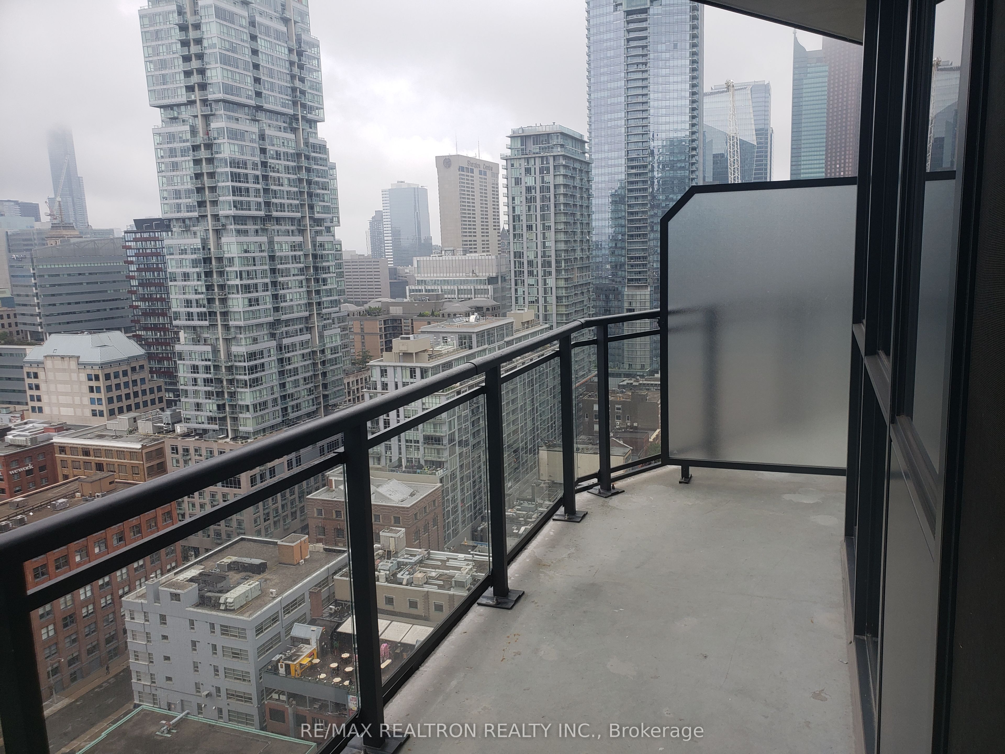 99 John Street 2307
