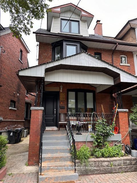 6 Rusholme Park Crescent Upper Toronto ON M6J 2C9