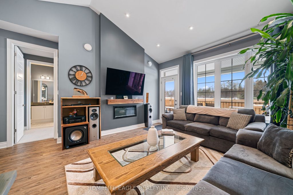 Photo of 2962 Murphy Place, Innisfil, ON L9S 0S1 (MLS # N12740850)