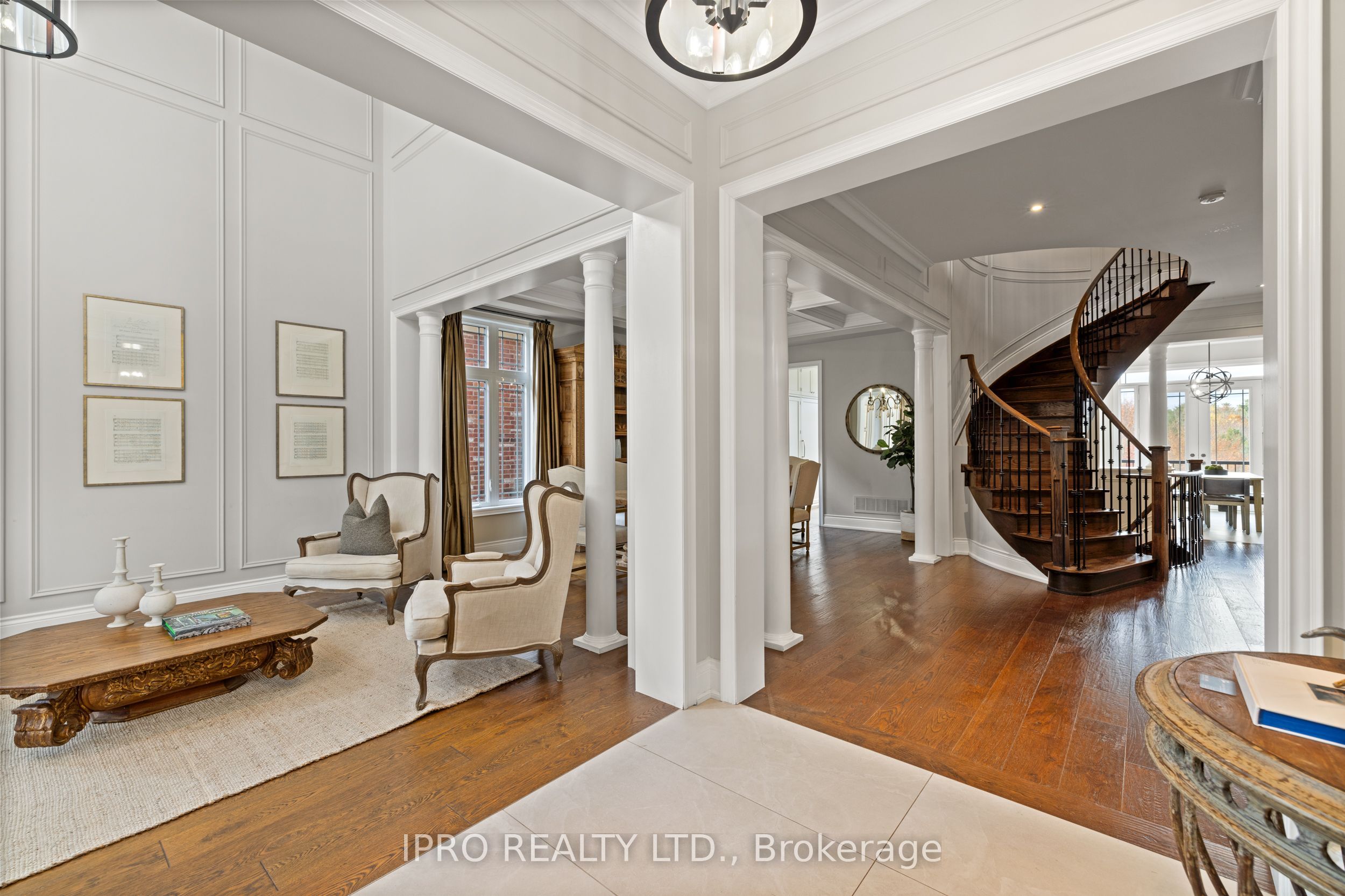 24 Bluff Trail