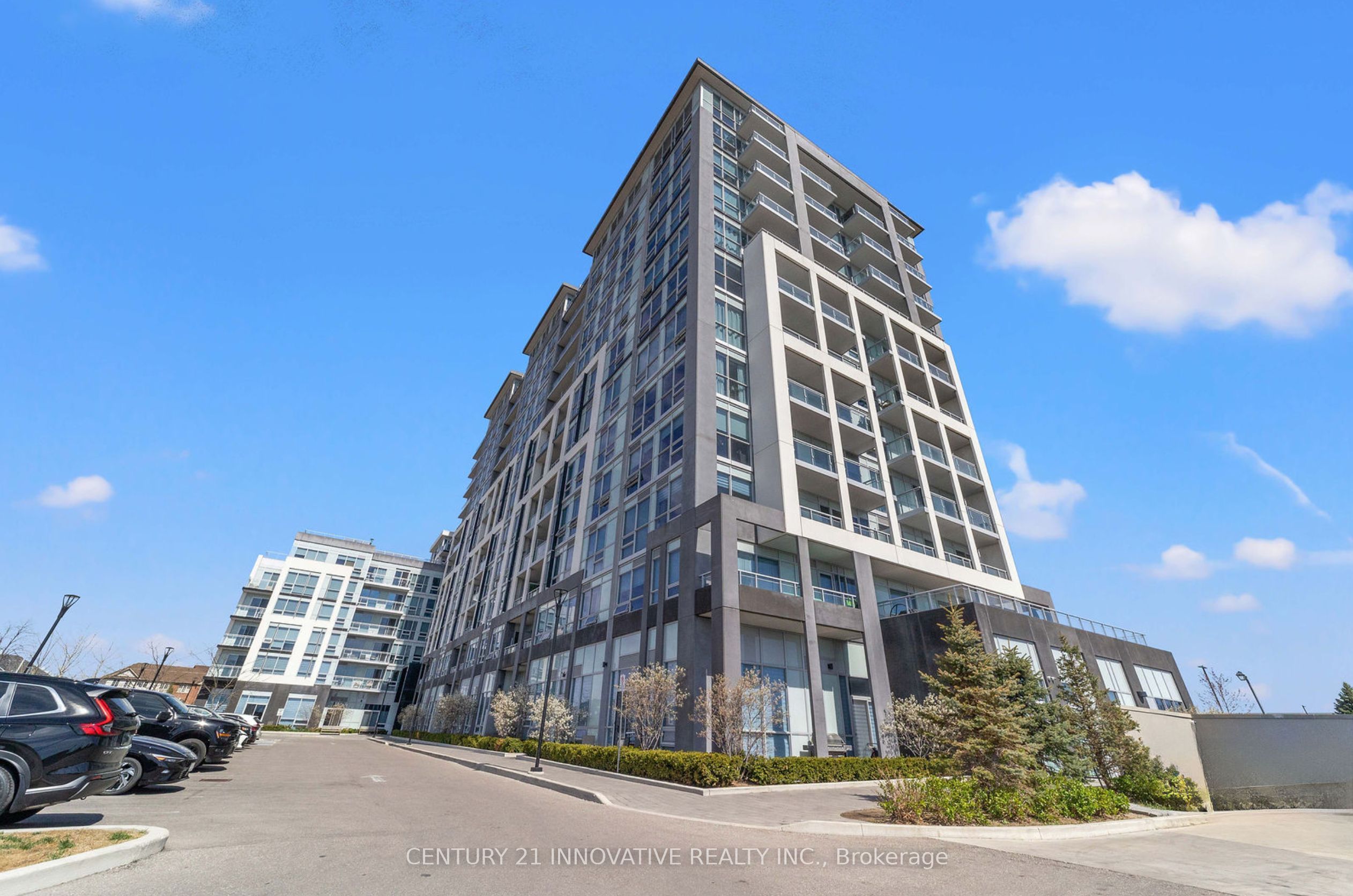 1050 Main St Street E 520
