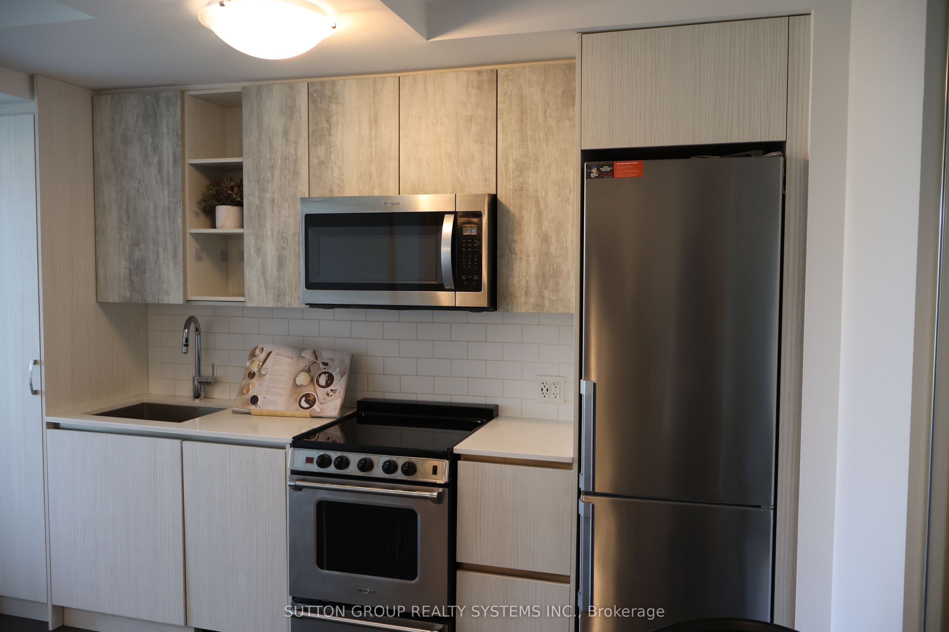 251 Manitoba Street 317