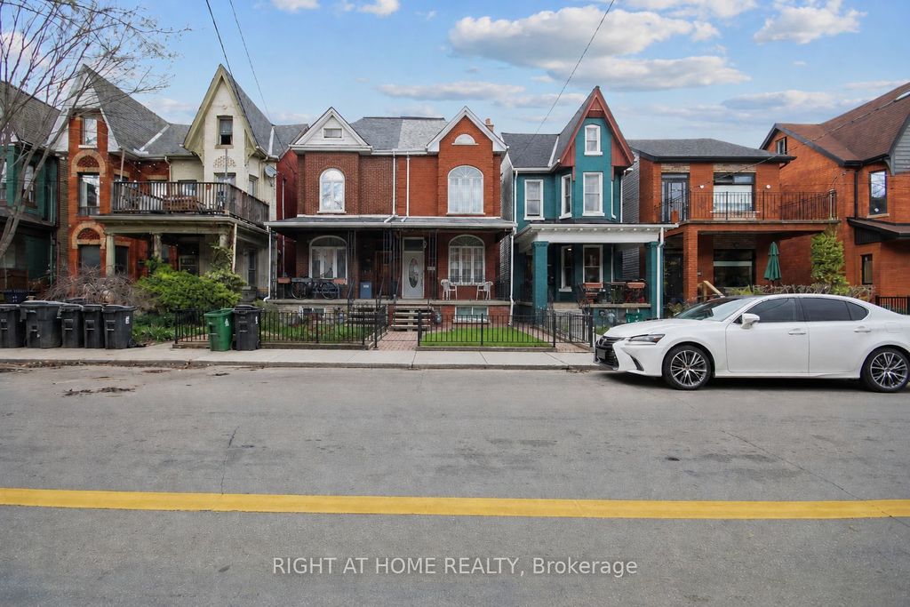 Photo of 273 Palmerston Avenue, Toronto, ON M6J 2J3 (MLS # C13076310)