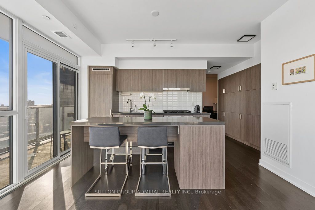 Photo of 501 St. Clair Avenue #1105, Toronto, ON M5P 0A2 (MLS # C12767826)